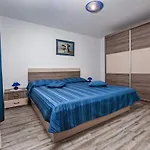 Apartmán With Parking Space - 22525 *