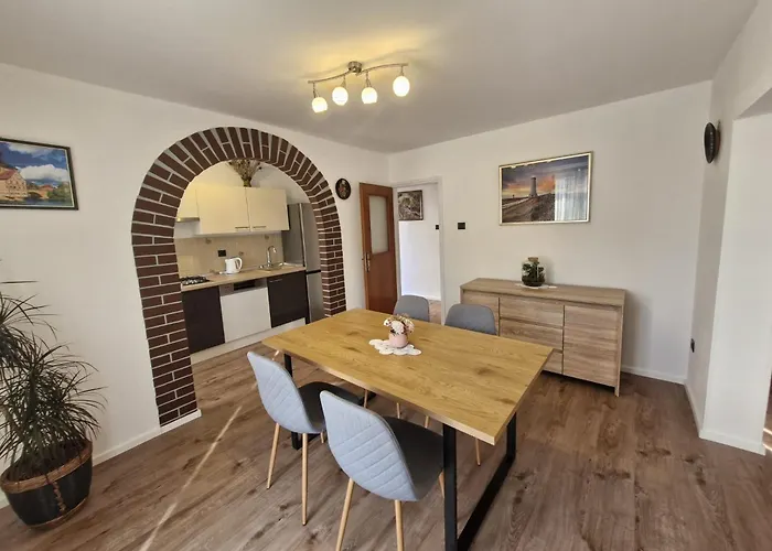 Apartment With Parking Space - 22525
