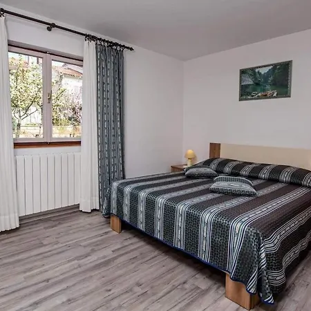 With A Parking Space - 22525 Apartment
