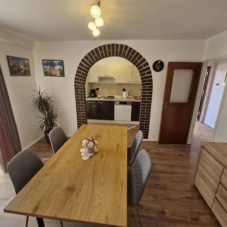 Apartament With Parking Space - 22525 *